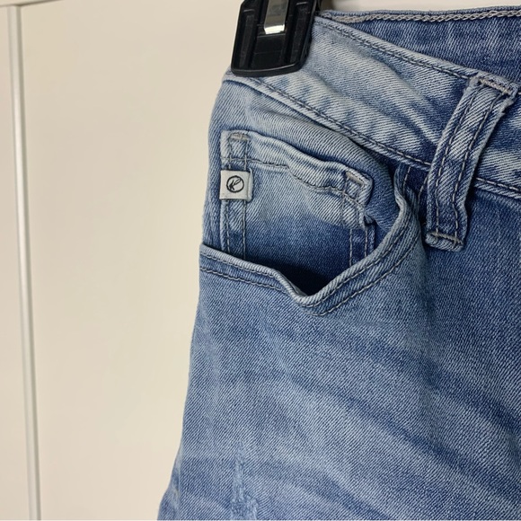 KanCan Distressed Skinny Jeans - Picture 3 of 13